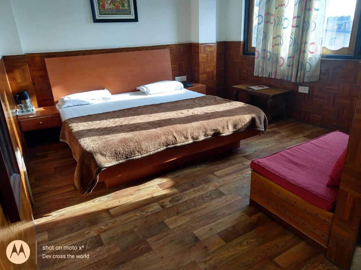 Bon Hotel Crystal Palace Gangtok Exterior foto